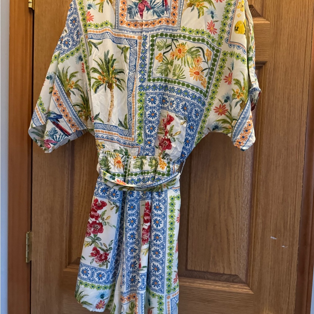 NWT Cupshe Belted Tropical Print Romper - Picture 4 of 10